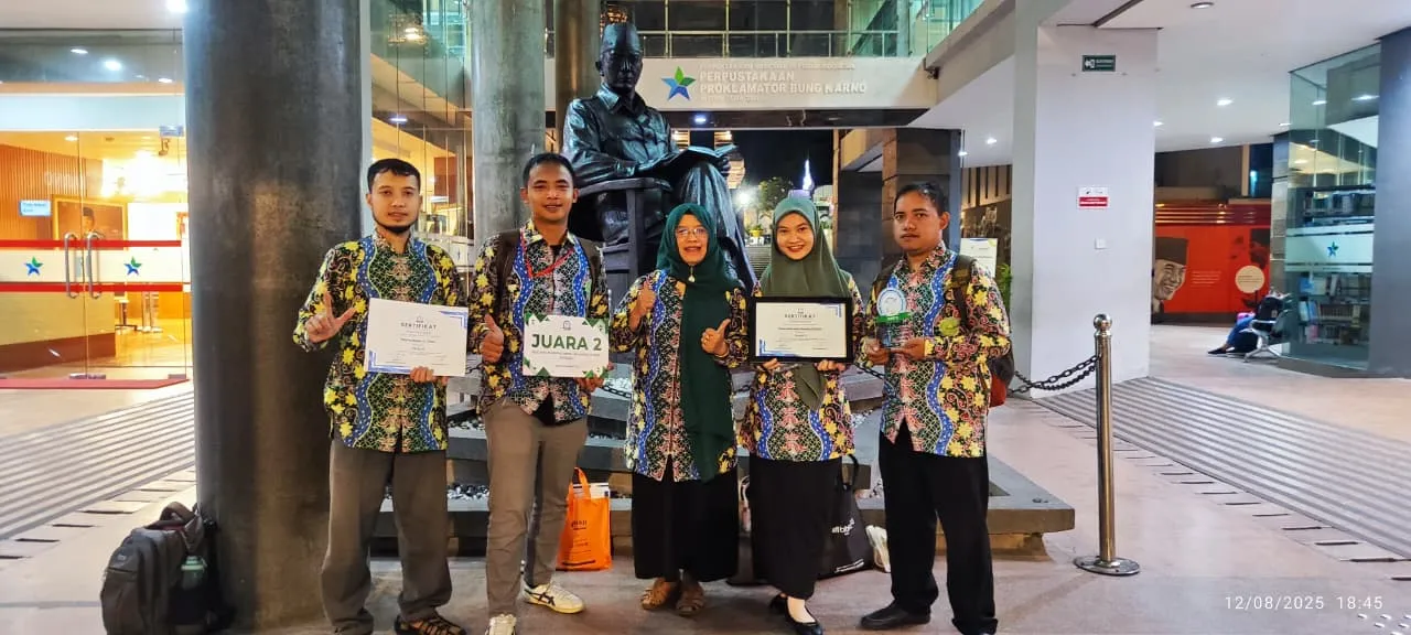 Prestasi Membanggakan: Pustakawan Perpustakaan dan Kearsipan Raih Juara 2 EVALIA & Finalis EVALA 2025